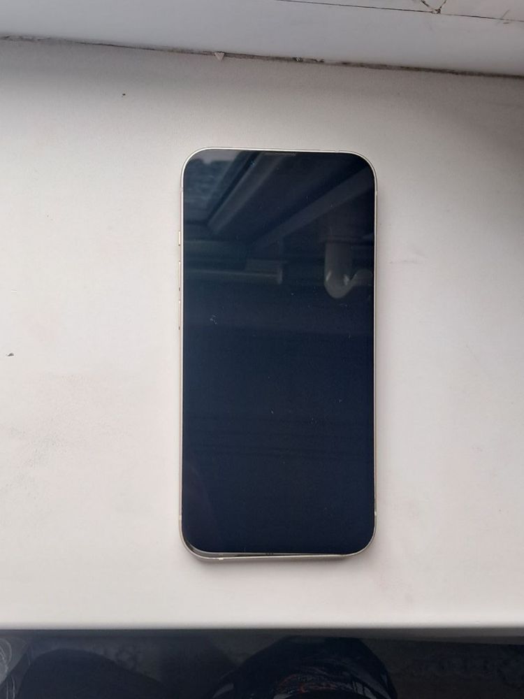Iphone 13 в отличном состояний