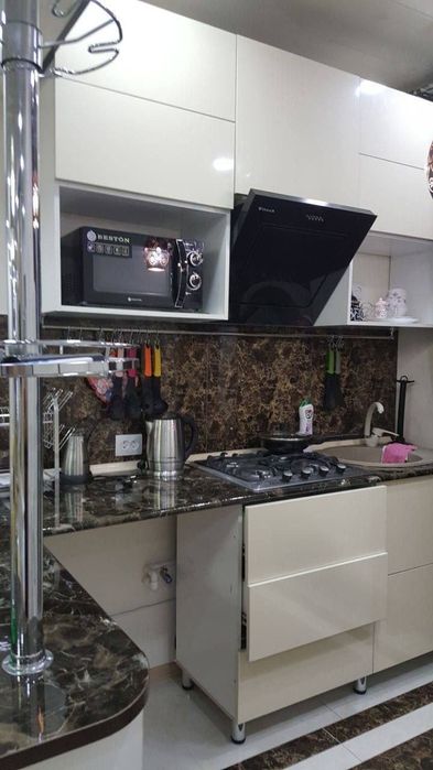 Продаётся 1/2/4 Ц-6