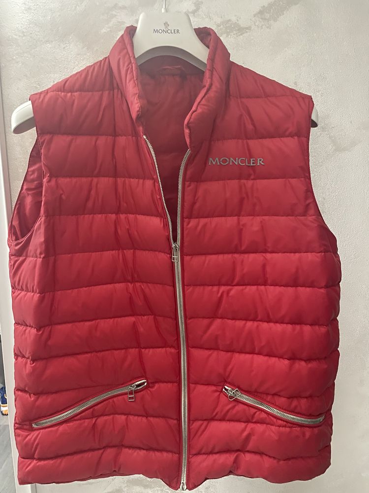 Vestă Moncler mărimea M