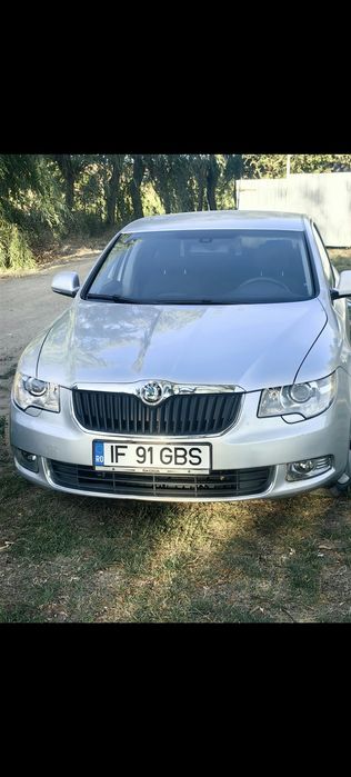 Vând Skoda Superb 2