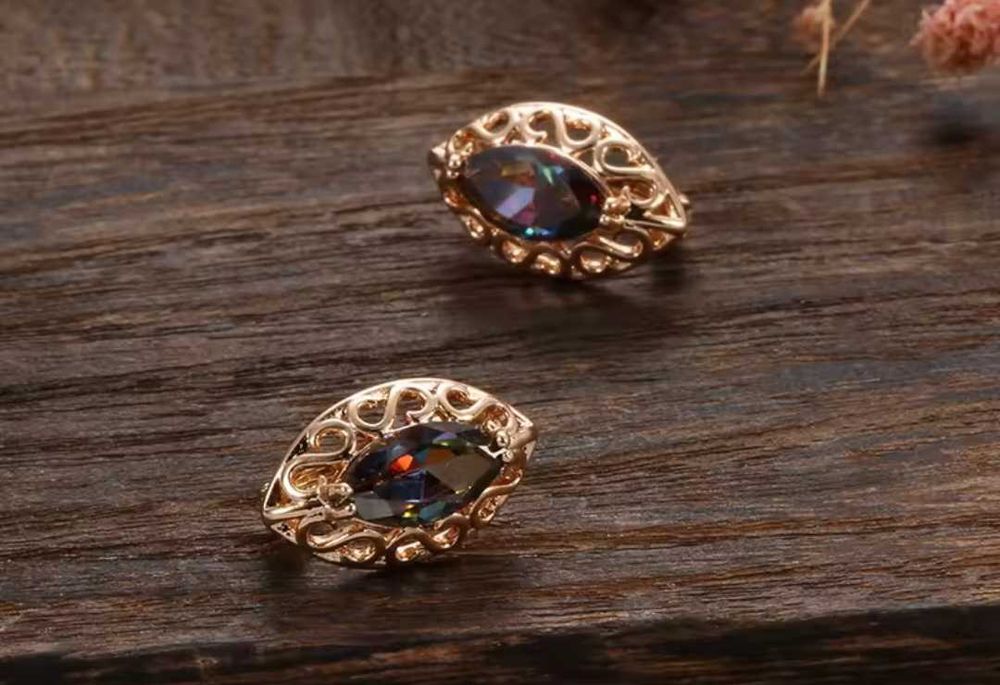 GP7, cercei placati aur 14k, noi/marcati, zirconiu cameleonic, superbi