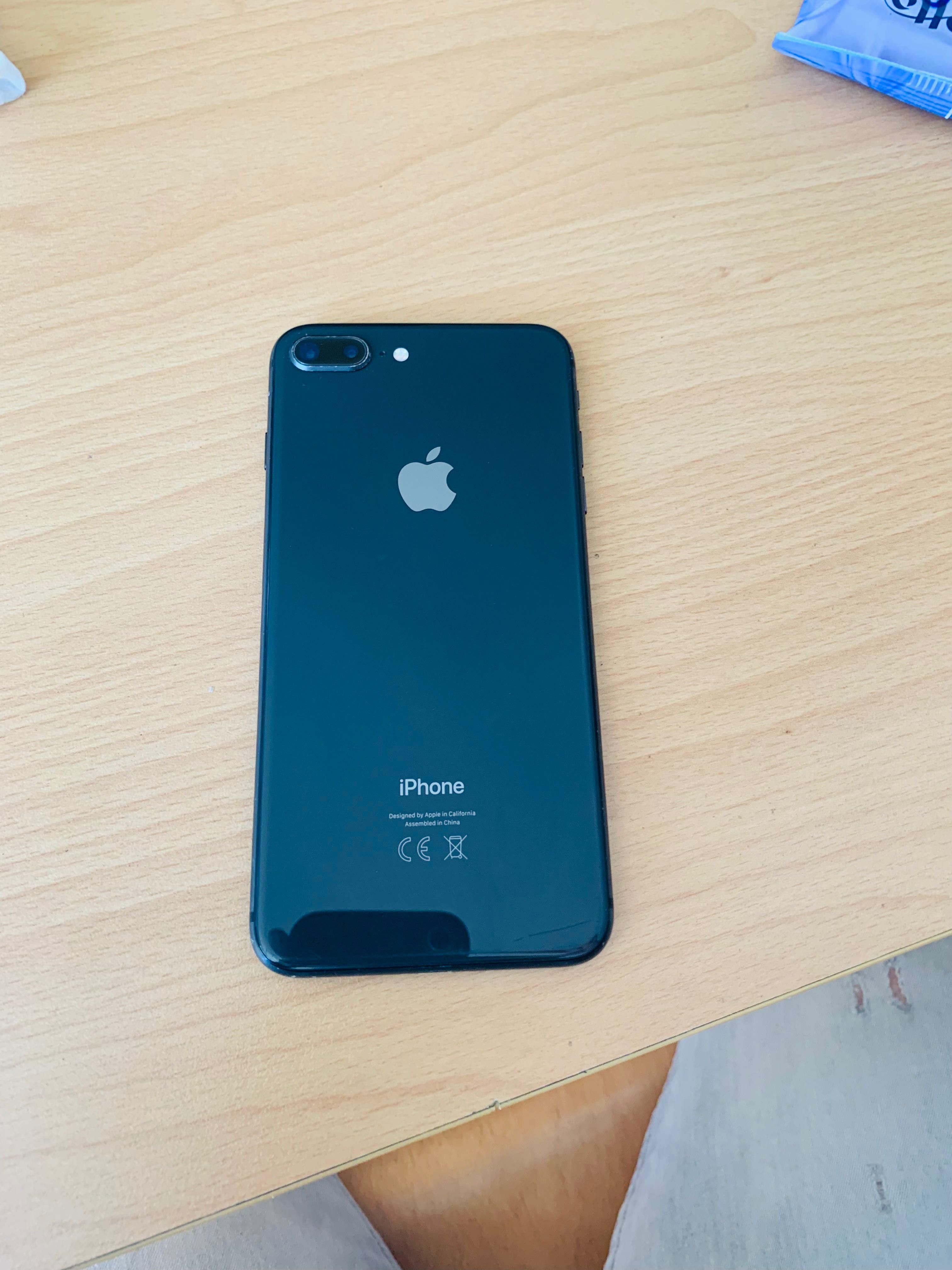 iPhone 8plus използан