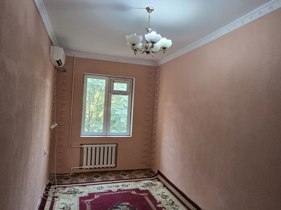 Чилонзор-19кв 2/3/4/Балкон 1*5/6/Срочно Сотилади Ориентир Бозорча