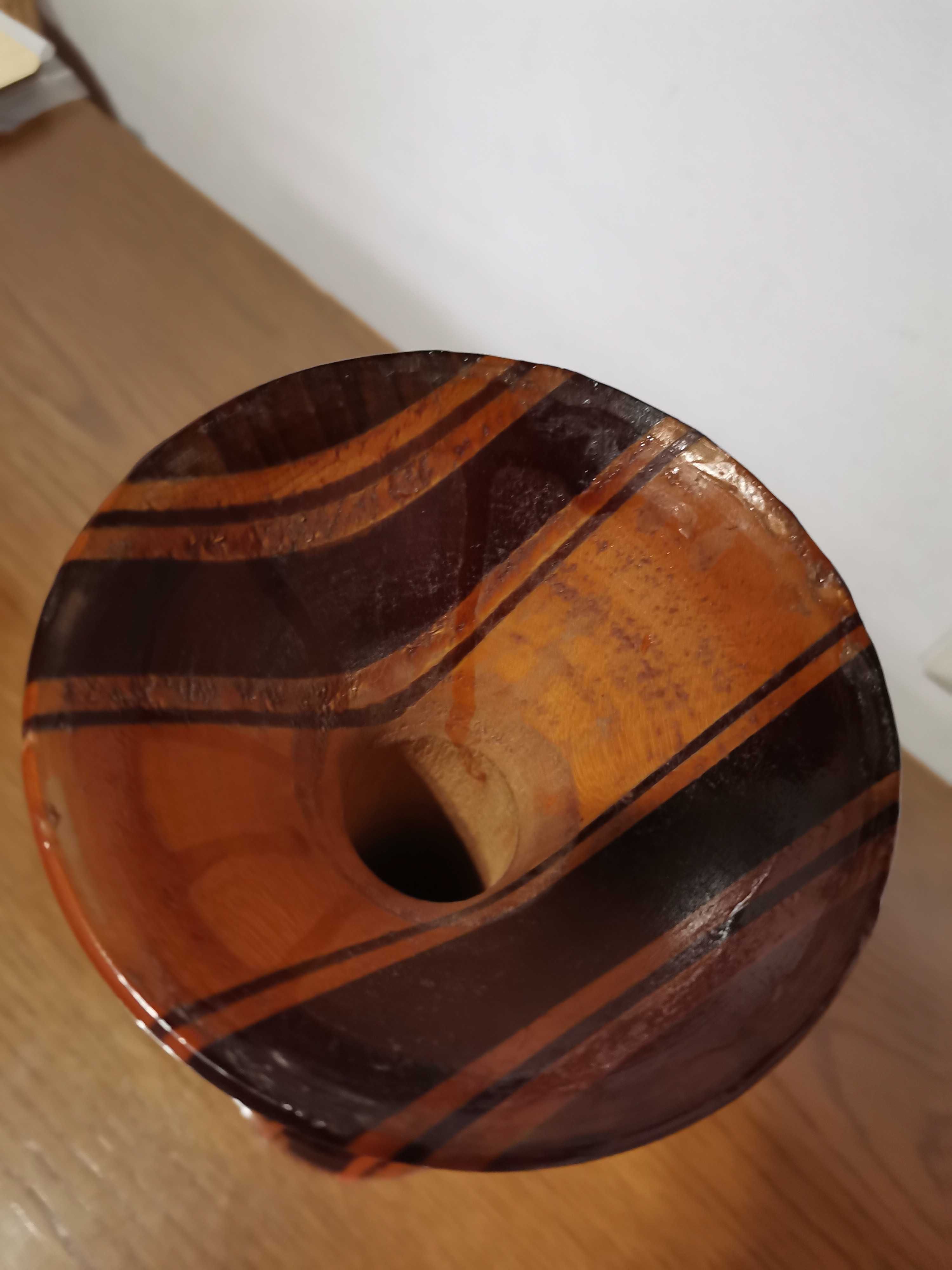 Vază de lemn impecabila 25x11 cm