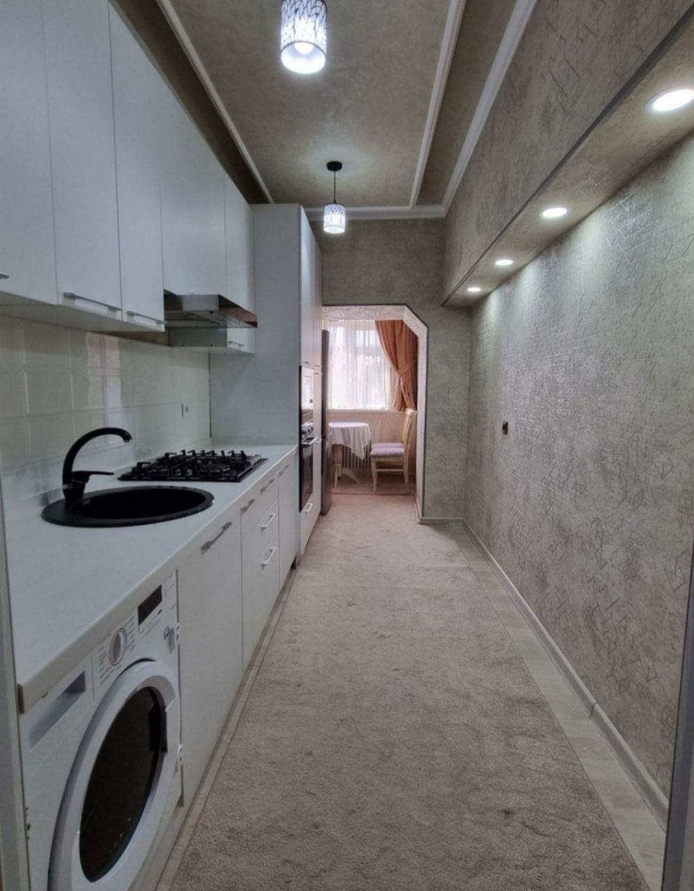 2-комнатная, 70 м², ул. Шота Руставели (ориентир - бывш. "Океан")..