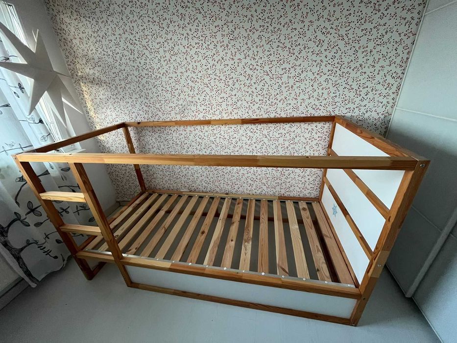Pat supraetajat copii ikea reversibil (Include cort)