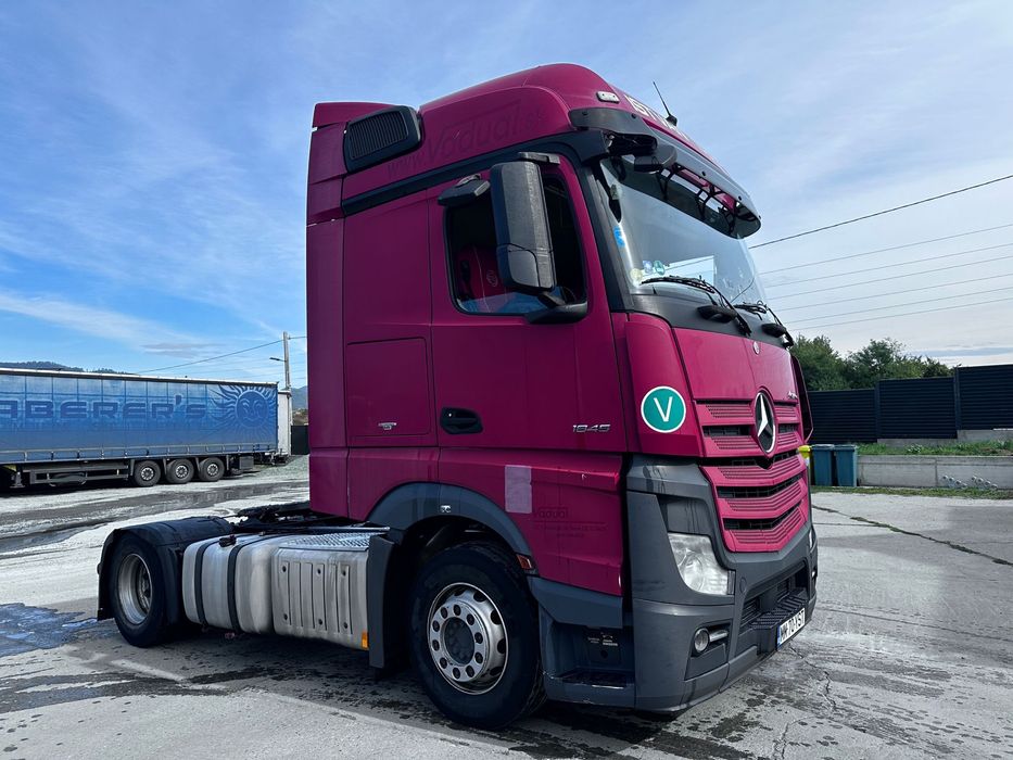Mercedes Actros+ Schmitz