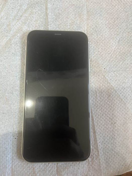 iPhone 11 продается