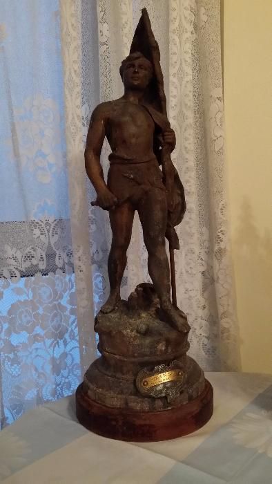 ! Statueta "La Defense Du Drapeau" de Charles Theodore Perron