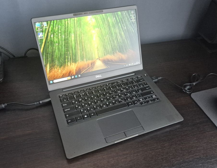 Ноутбук Dell Latitude 7300