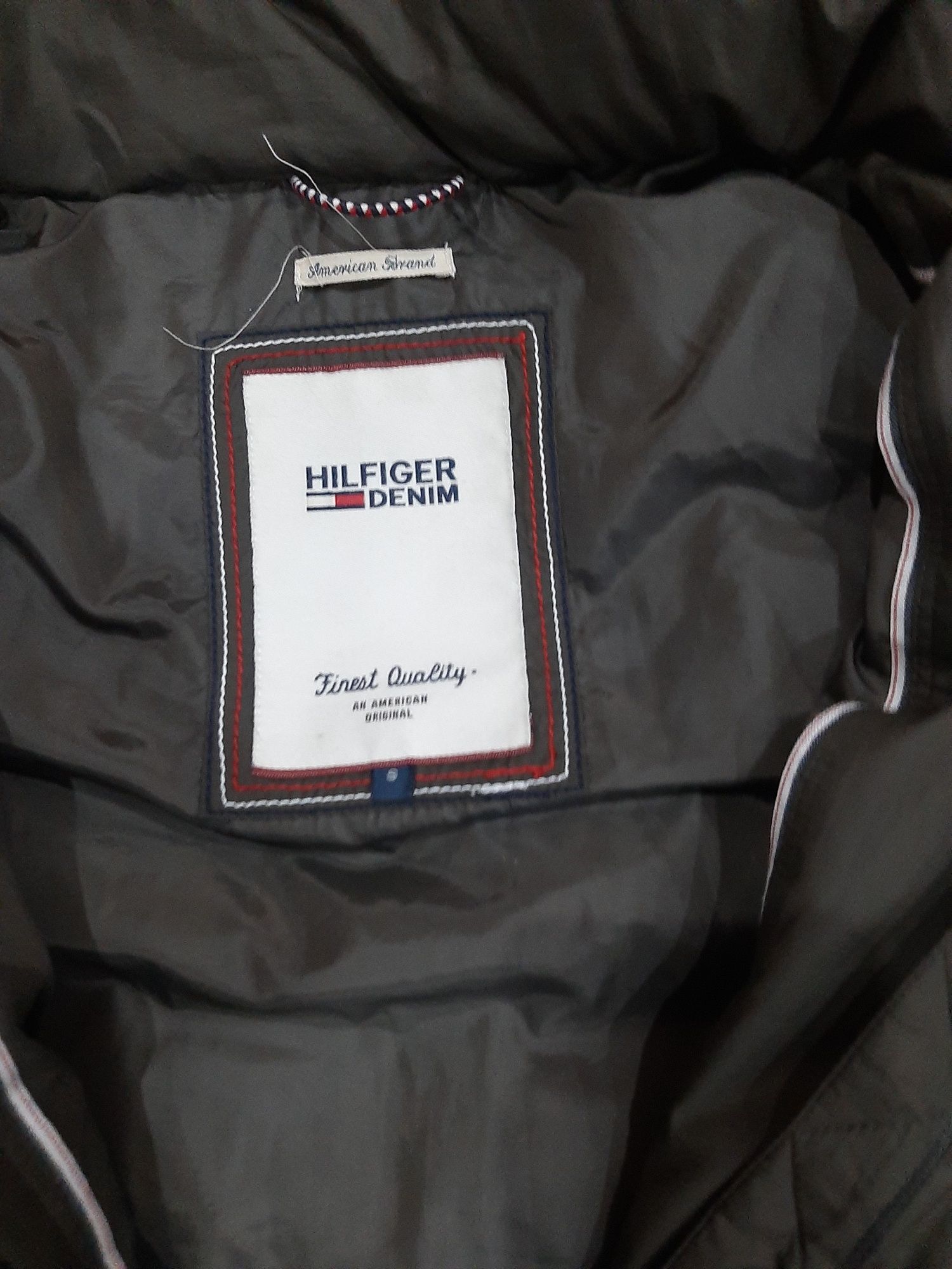 Дамско оригинално яке на T.Hilfiger размер S