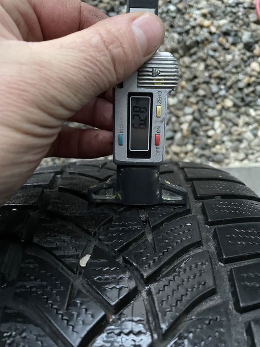 Anv iarna 225/50/17 Sumitimo/Goodyear