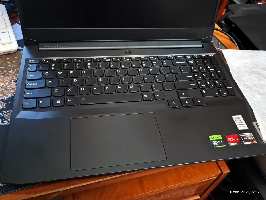 Laptop Lenovo IdeaPad Gaming 3 15ACH6 foarte nou cu garantie
