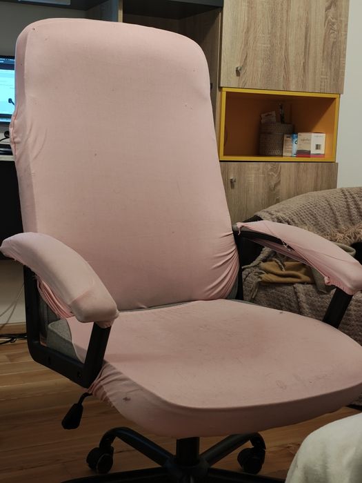 Scaun birou cu husa protecție