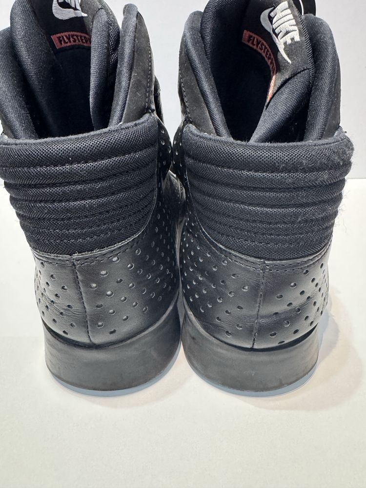 Маратонки NIKE FLYSTEPPER 2K3 .Номер 45