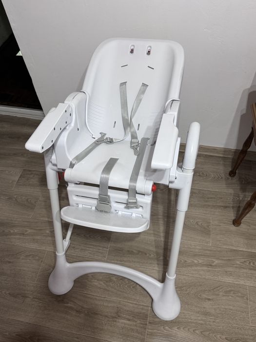 Scun de mancat bebe