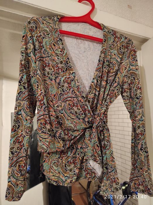 Кофточка, блузка, рубашка качественные, мягкие, приятные к телу