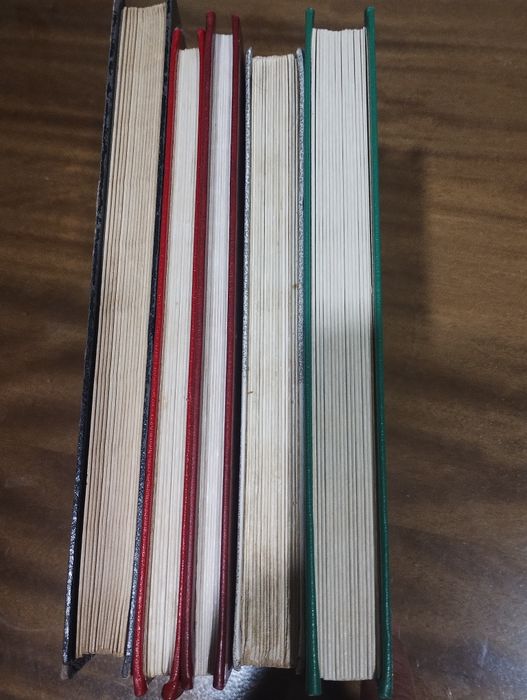 Класьори за марки