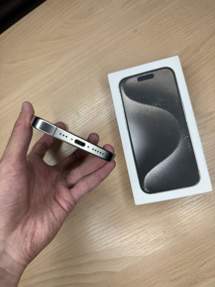 iPhone 15 pro 128GB