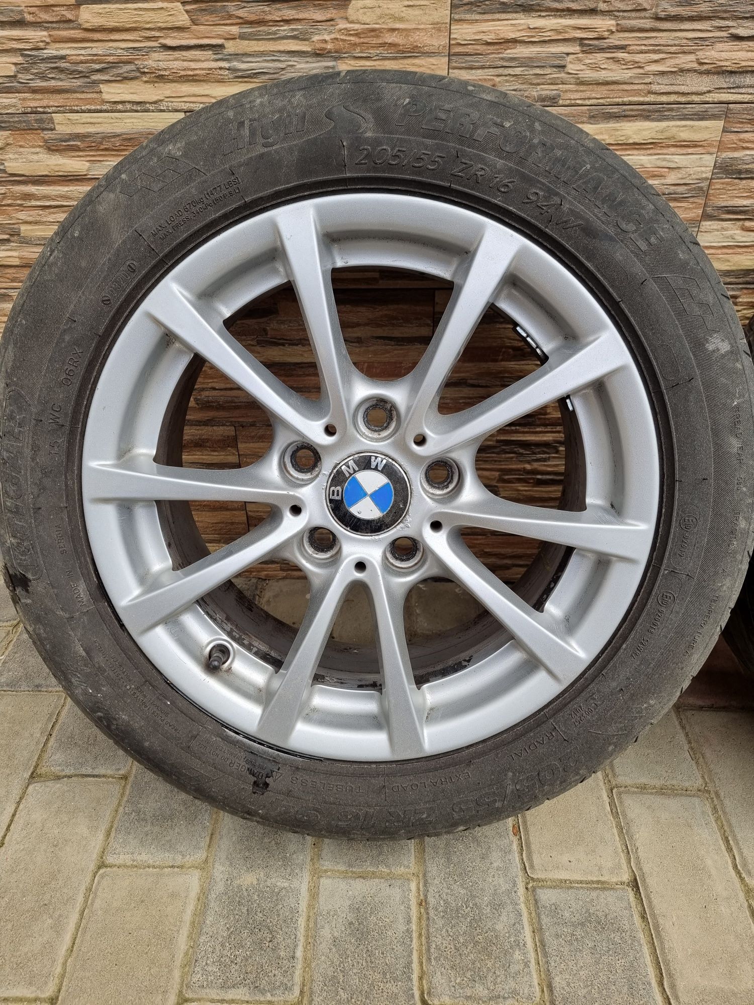 Jante BMW F30 R16 Style 390 5x120