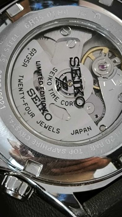 Seiko Prospex Alpinist SPB201J1
Mountain Sunset