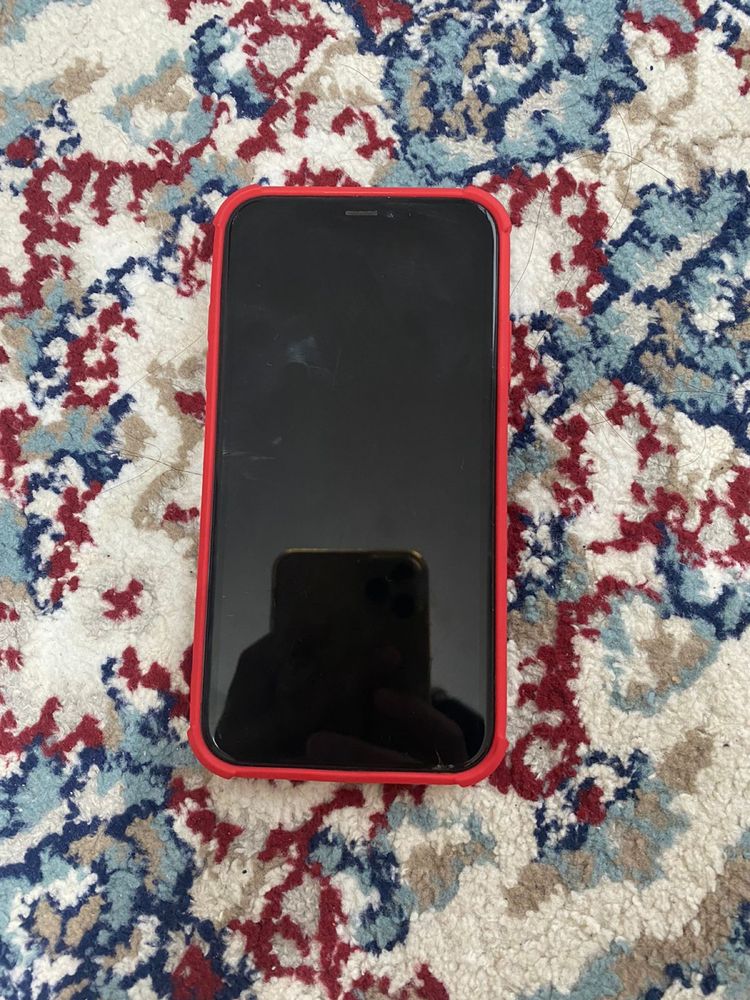 Продам iphone xr с часами samsung watch active 2