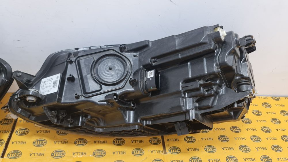 Far full led matrix R line VW Golf 7 VII facelift 7.5 2017+