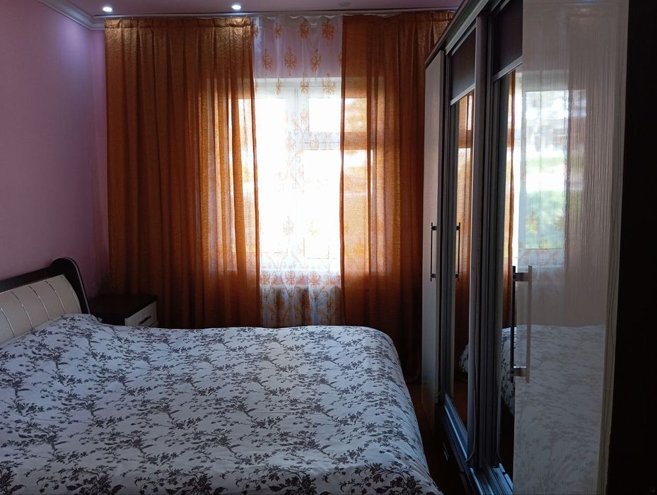 Квартира   Сотилади