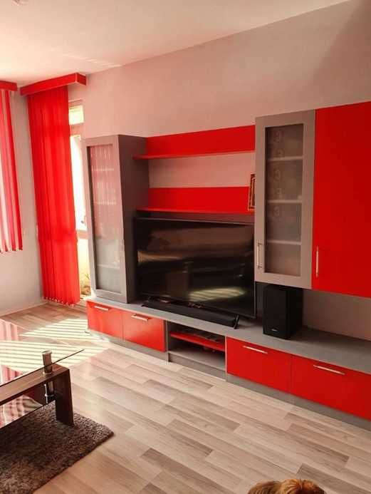 Дава се под наем Двустаен апартамент в София, Младост 4 - 65 кв.м за 612 € - Снимка #1