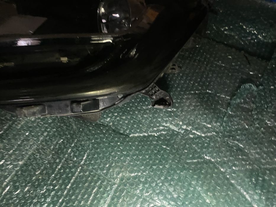 Far Renault Megane 4 2016 - 2020 far stanga led DRL led