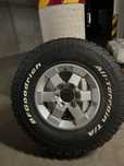 Гума BFGOODRICH ALL- TERRAIN размер 265/75 R16