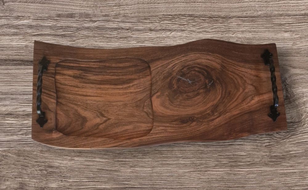 Дъски за рязане и сервиране от орех