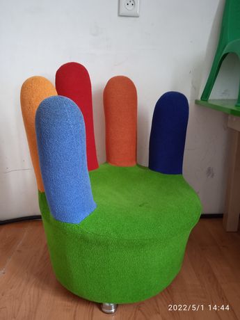 Кресло детское пальчики 15.000тг