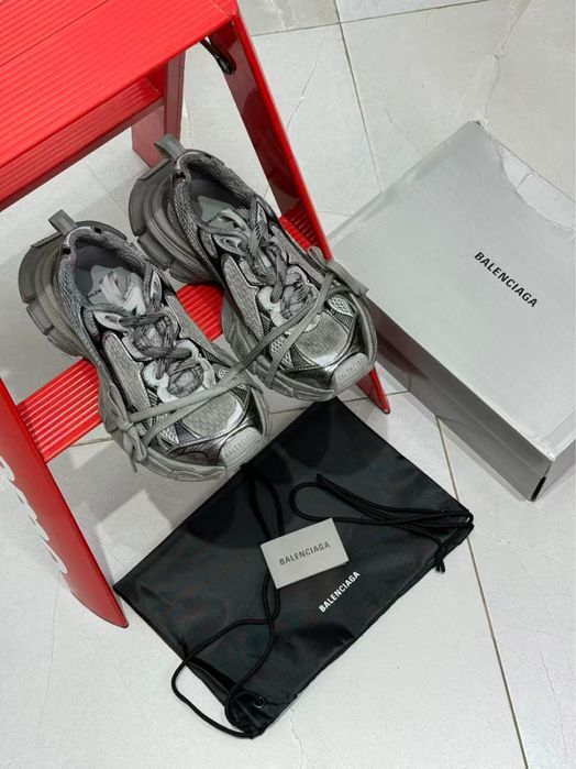 44 Номер. Balenciaga Runner full grey / triple grey