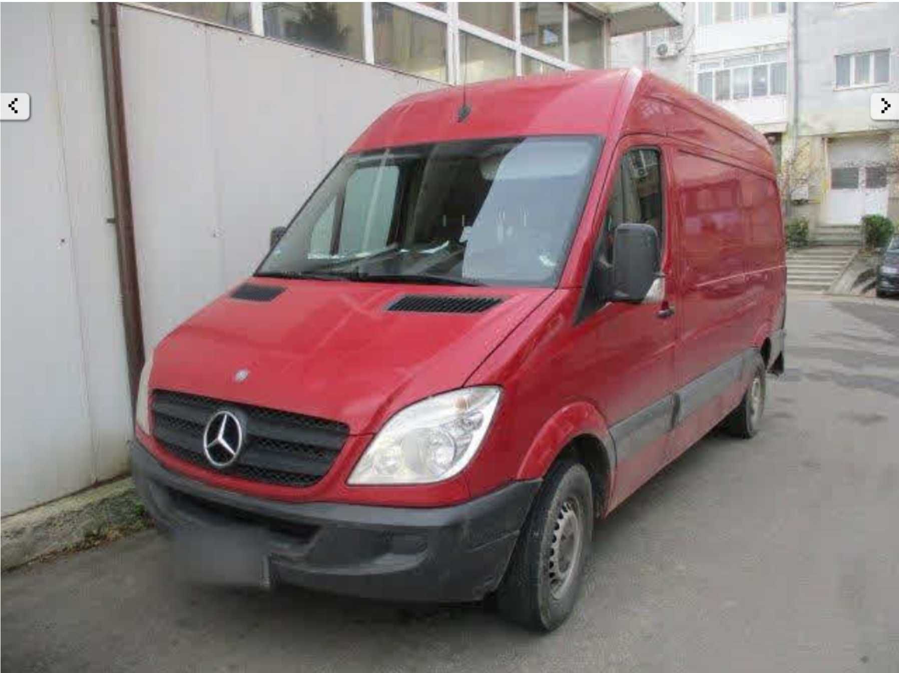 Dezmembrez Mercedes Sprinter 313 w906 om646 2.2 euro 4 95kw 2008