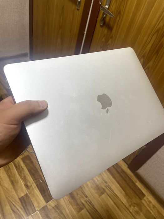 MacBook Air M1 8/256 full karobka