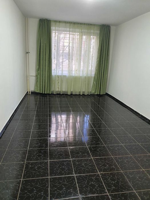 Proprietar inchiriez 2 camere Militari