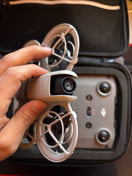 Drona DJI Neo Fly More Combo