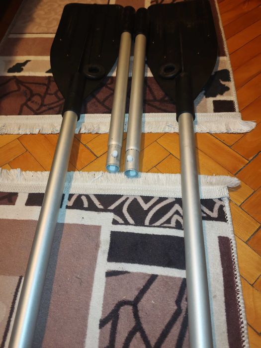 Vâsle barcă pneumatică