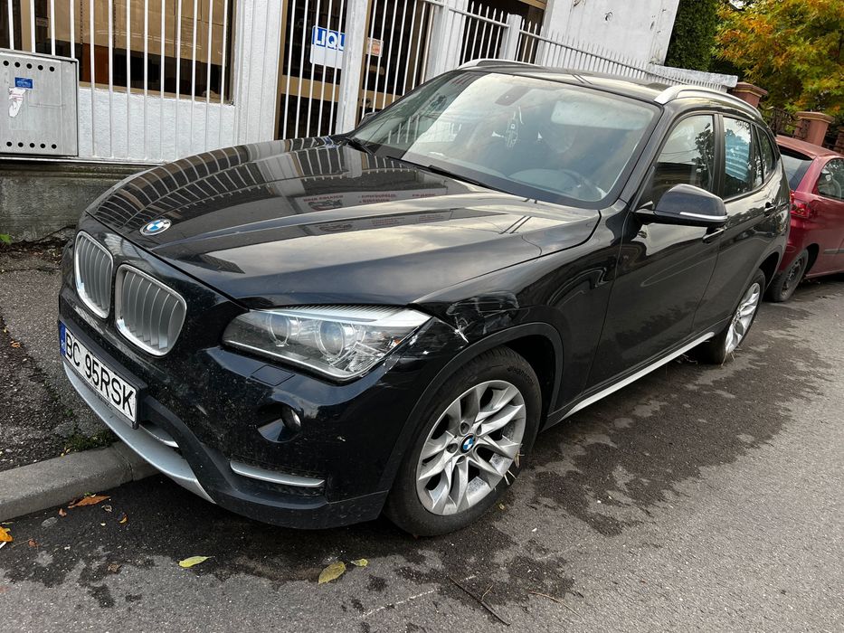 Vand bmw x1 2.0 xdrive 184cp automat AVARIAT