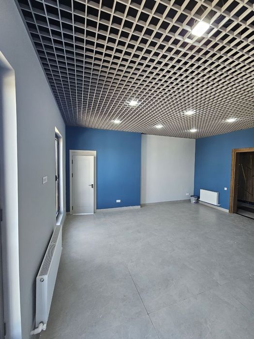 Продаётся офис на Бизнес центре. Общая площадь 71м2