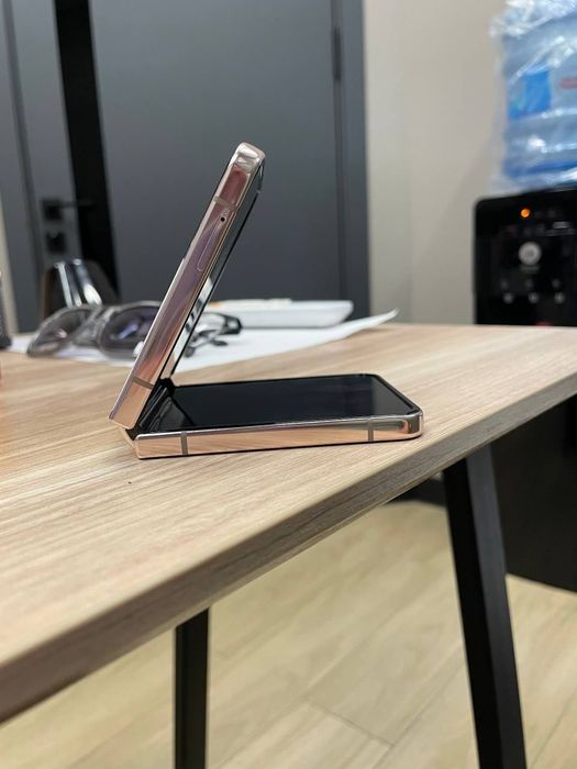 Galaxy Z Flip4 256