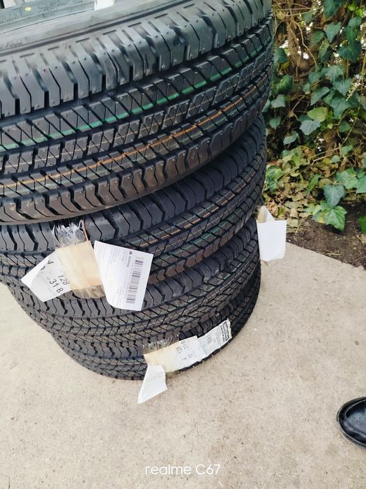 Чисто нови гуми Bridgestone 205/65 R16