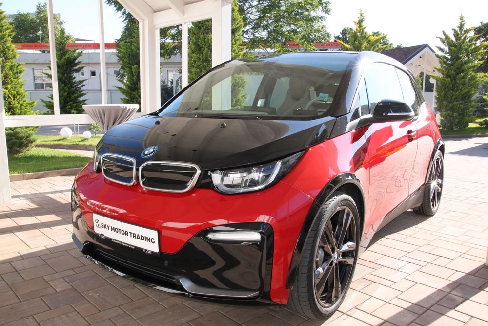 BMW i3 I3S F/L LCI Top 184ps/ Rulaj mic/ HEAT/ Nav Prof/ Keyl/ Camera/ Lodge/