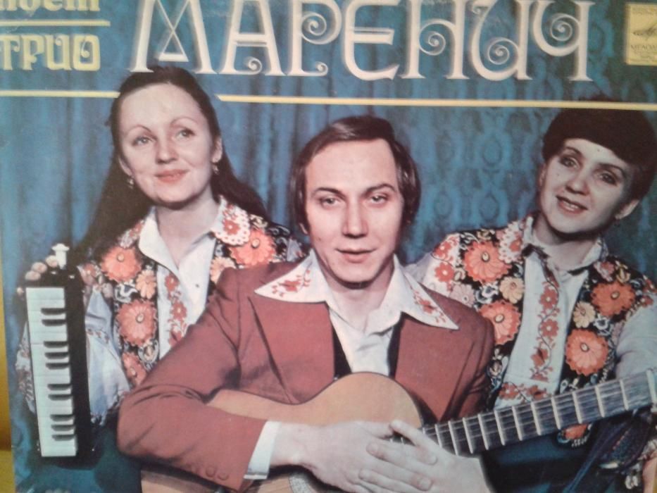 7 нови грамофонни плочи с български и чужд фолклор/народна музика