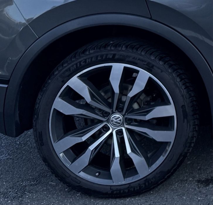 4 x Anvelopa de iarna Michelin Pilot Alpin 5 245/40R20 99W XL