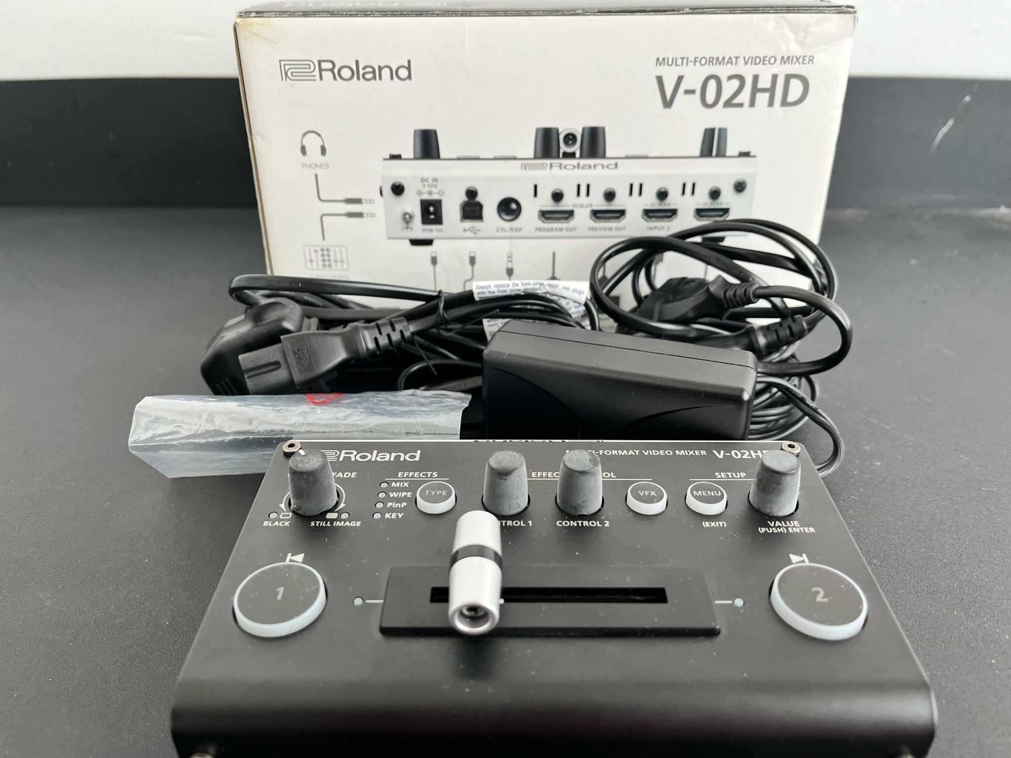 Vand mixer video Roland V-02HD