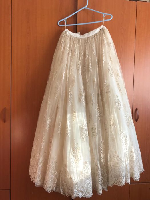 Rochie mireasa - corset si fusta