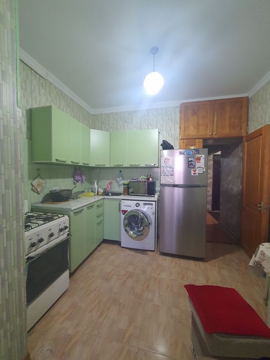 Срочно продаётся квартира Сергели 7 .2/5/5