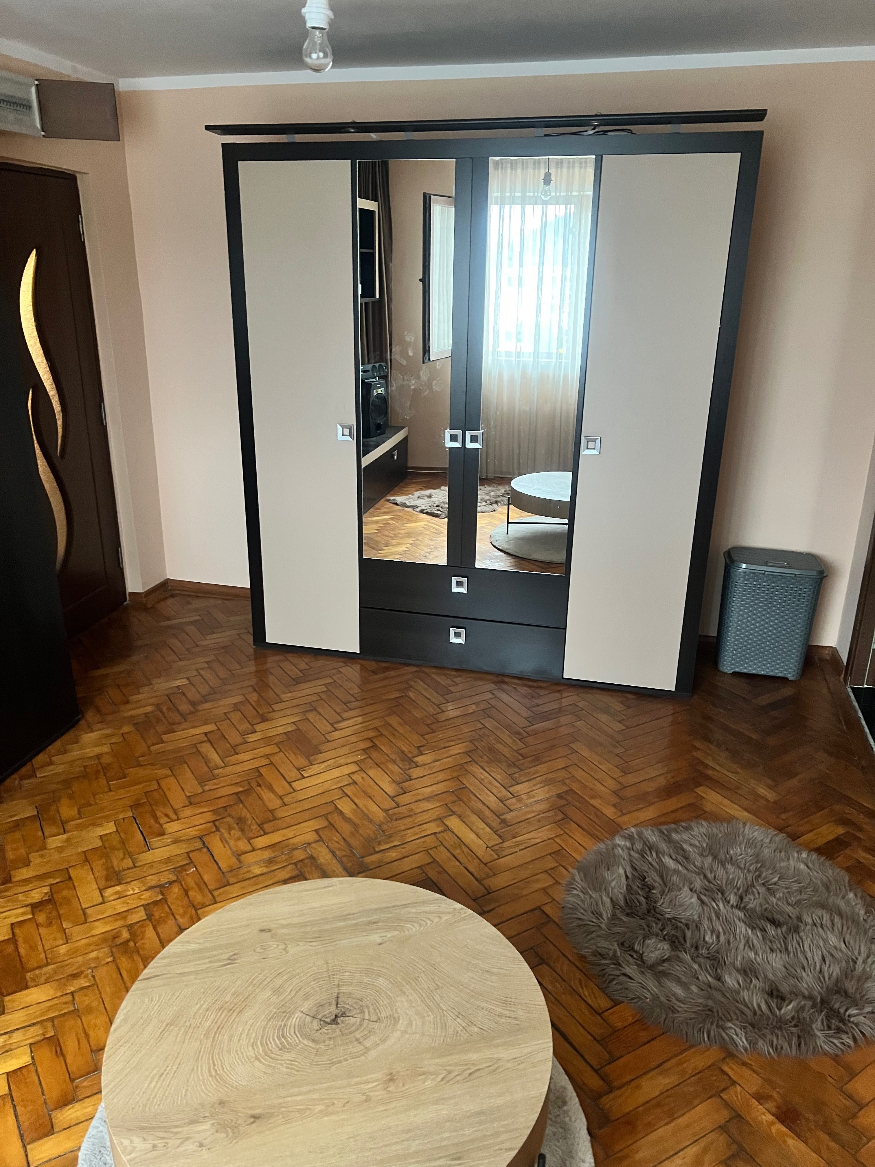 Apartament de vânzare
